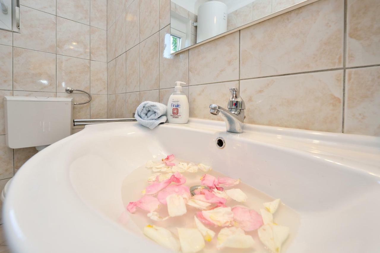 Apartman Jadranka Бибинє Екстер'єр фото